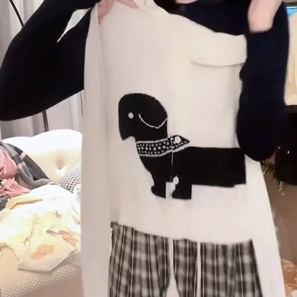 【小狗开衫】早秋流光风新款百搭休闲针织女生复古毛衣C6071