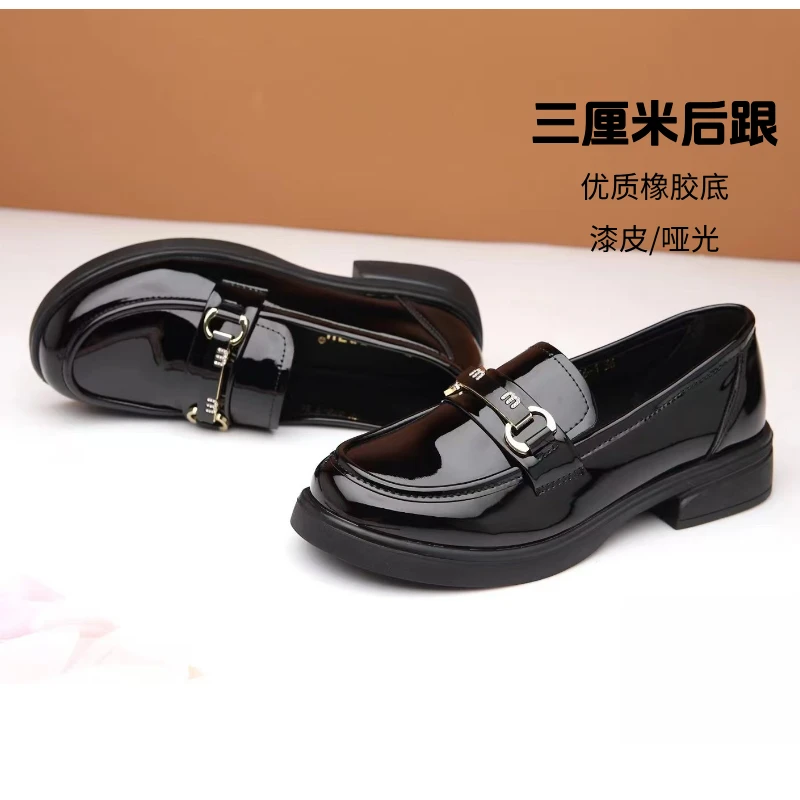 876春季纳帕皮鞋子时尚圆头修面皮秋季舒适低跟乐福鞋