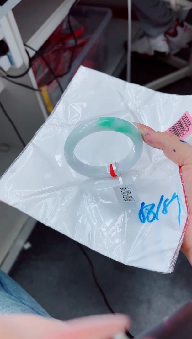 【闪购商品】翡翠手镯未镶嵌00000000