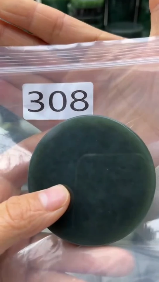 未镶嵌和田玉珠宝半成品镯芯