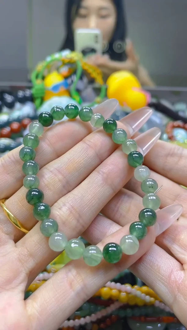 翡翠未镶嵌颈饰6MM/P/翡翠A货，一件也是批发价