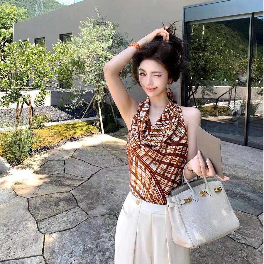 2025夏季新款格纹显瘦上衣洋气条纹夏季无袖衬衫印花气质女装时尚