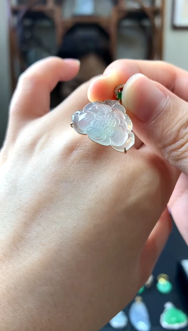 翡翠18K金镶嵌吊坠(不含链)挂件