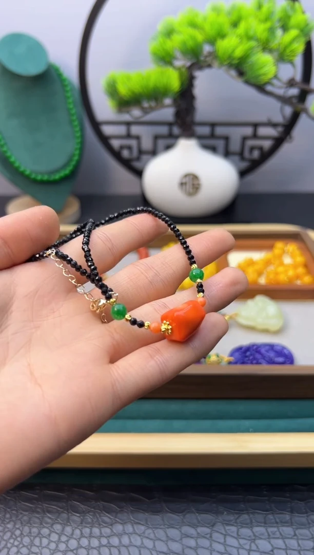 【闪购商品】玛瑙/玉髓耳钉14K金镶嵌X611