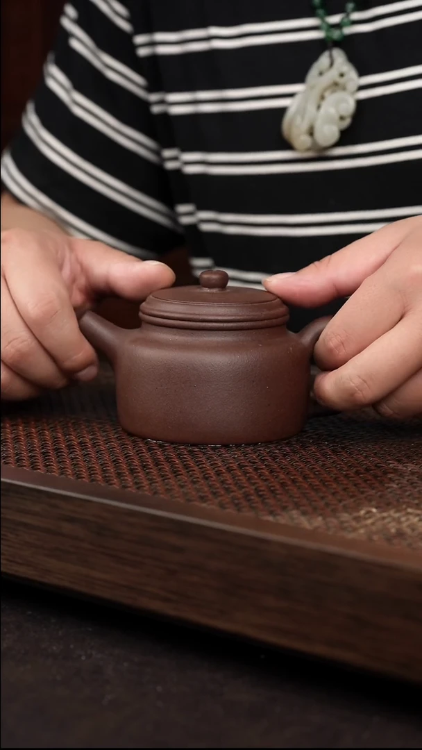 茶壶紫砂紫泥炮嘴德中