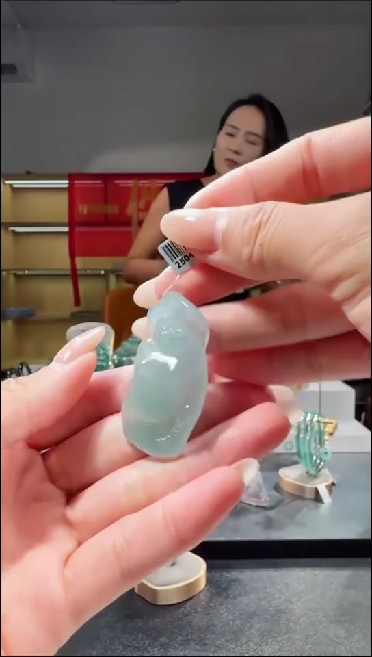 吊坠(不含链)未镶嵌翡翠佛公