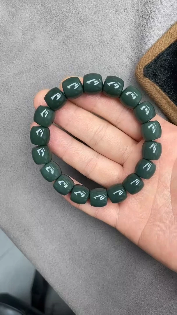 手串未镶嵌和田玉纯天然新疆且末蓝12直切