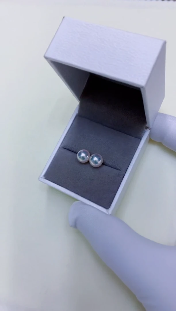 18K金镶嵌海水珍珠商品7.5-8素钉定制