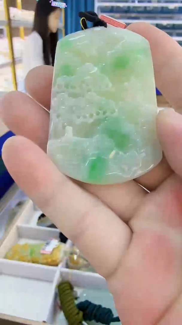 翡翠未镶嵌吊坠(不含链)20