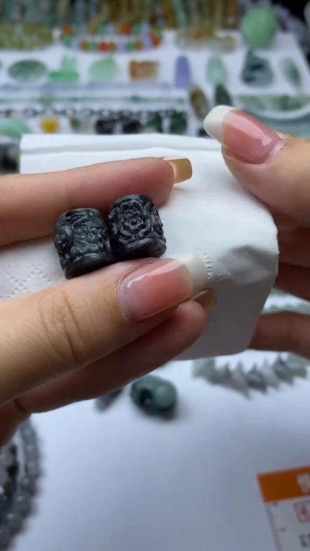 未镶嵌定制翡翠毛货定制不退不换