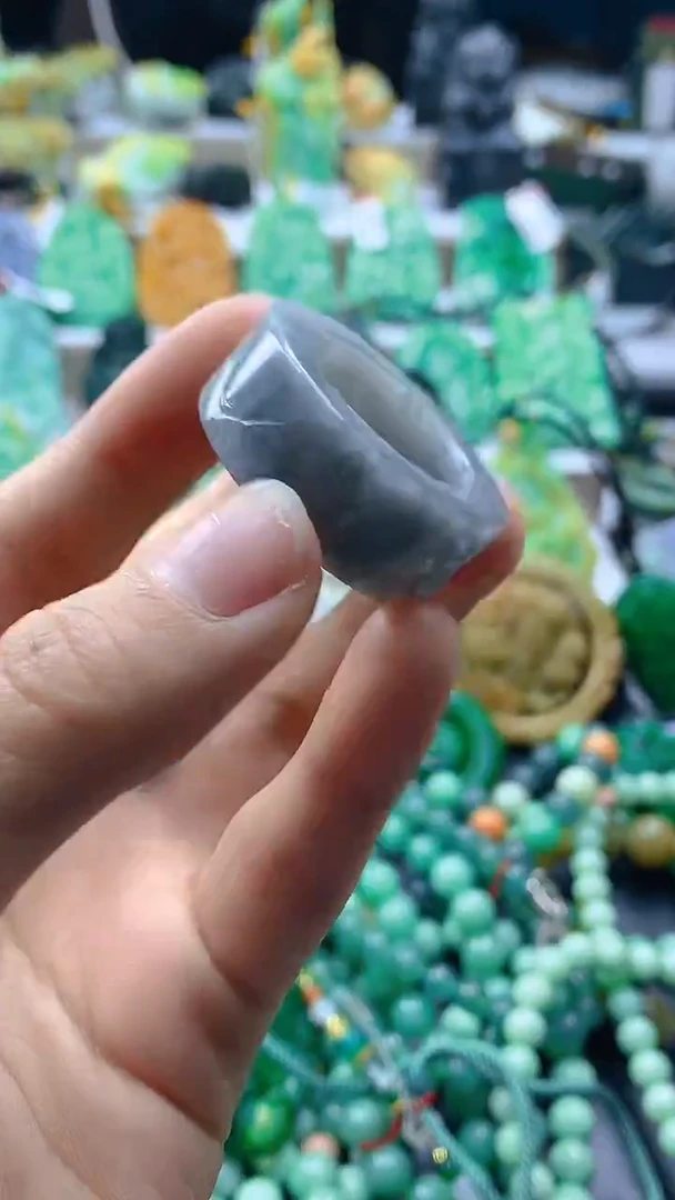 颈饰未镶嵌翡翠天然缅甸a货翡翠20.8