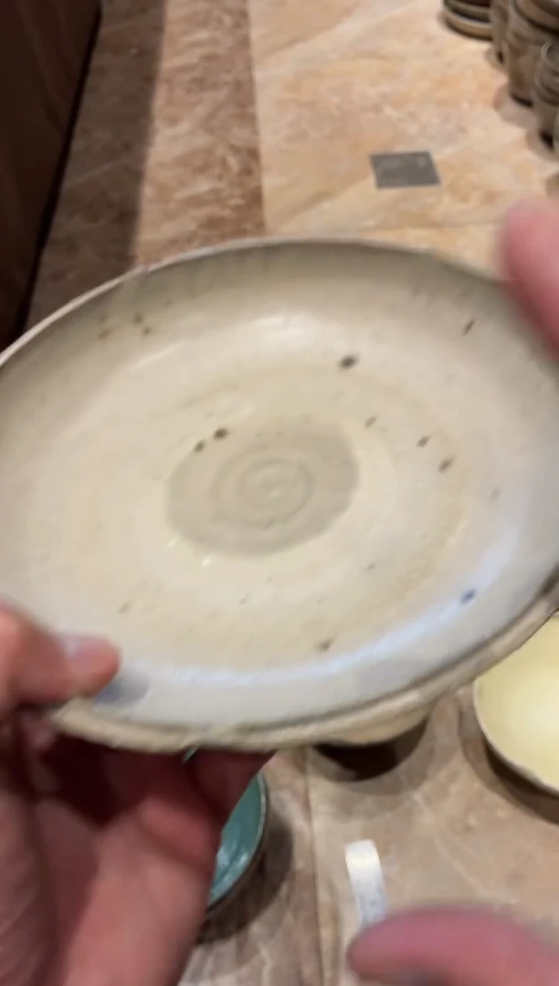 瓷片不**?225微瑕哑光陶泥白锅盘