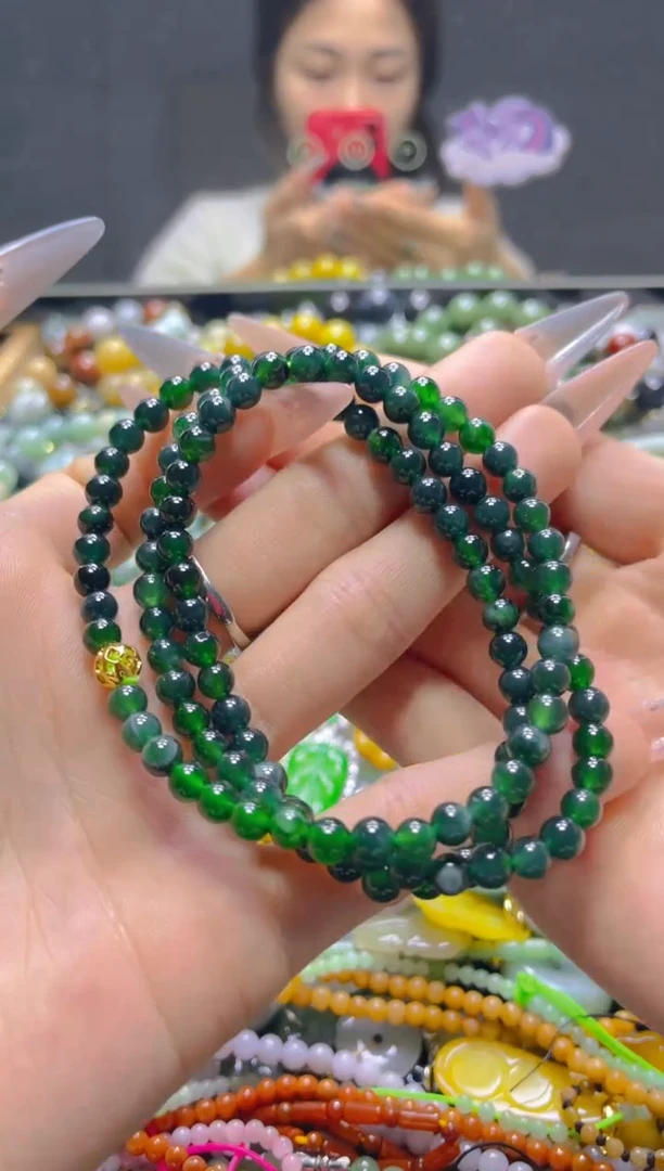 颈饰未镶嵌翡翠4MM