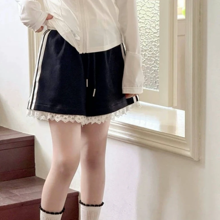 2025中大女童韩系休闲蕾丝花边薄款百搭松紧腰短热裤25010