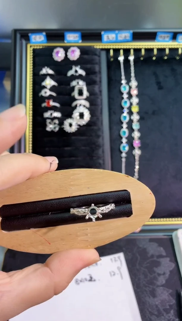 锆石铜合金13号 6*6圆形 空托