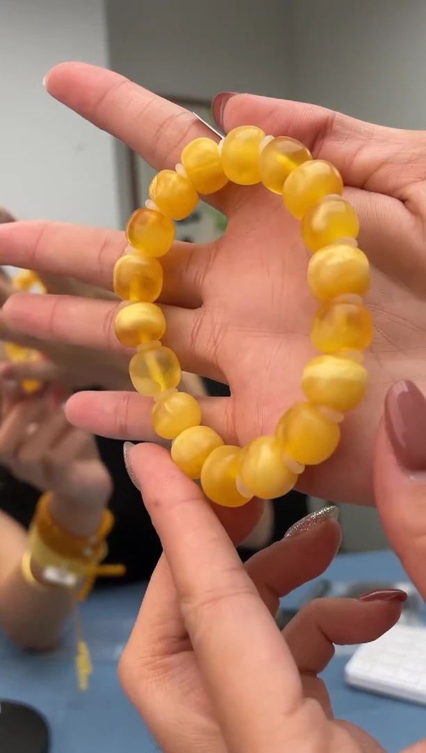 未镶嵌蜜蜡珠宝奇石016微瑕，假一罚十多样性发其一