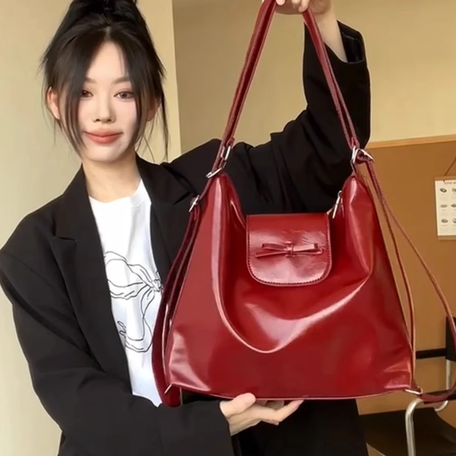 VIPOL2025新款双肩蝴蝶托特包斜挎包斜跨轻奢时尚千金风外出通勤