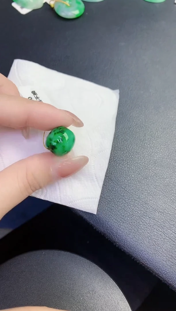 颈饰未镶嵌翡翠缅甸天然翡翠A货