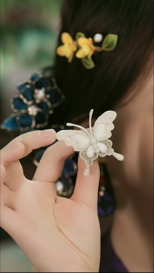 刺绣湘传礼纯手工胸针