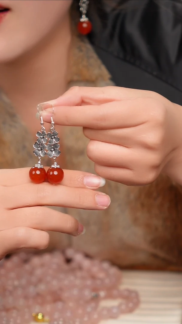 水晶摆件未镶嵌天然红玛瑙耳坠02