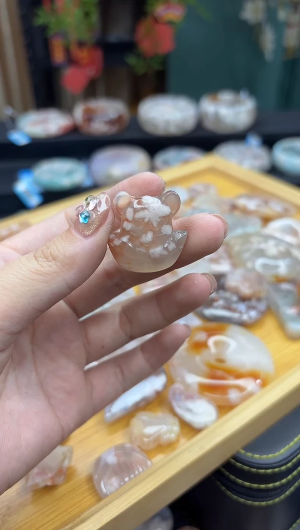 【闪购商品】石英质玉颈饰未镶嵌846