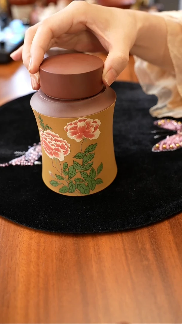 茶壶紫砂 牡丹茶叶罐