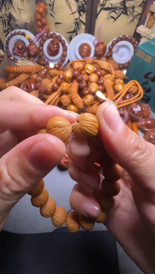 手串橄榄核猴头土豪