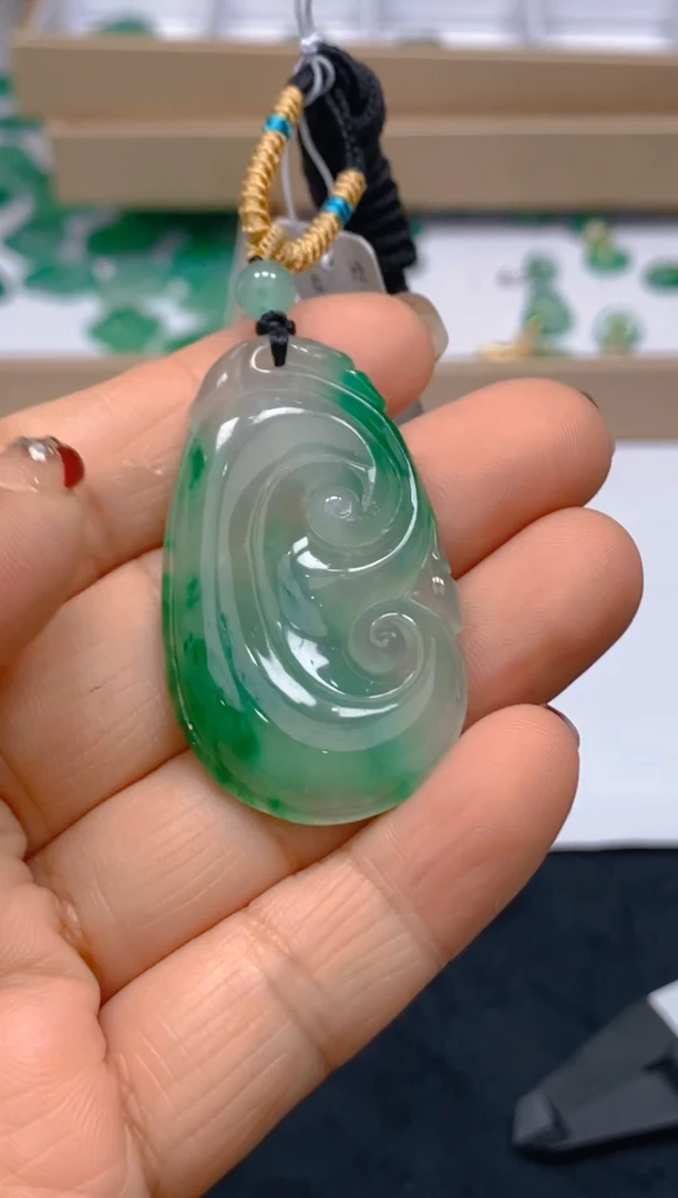 【闪购商品】石英质玉颈饰未镶嵌冰美人A货非洲翠