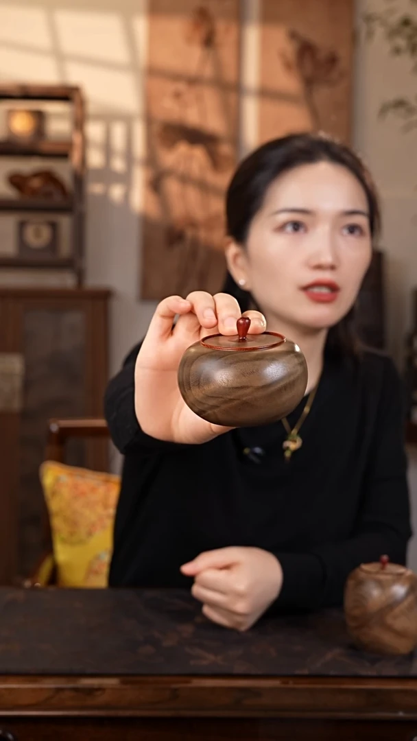 乌木类家具金丝楠阴沉木 满纹品香盒