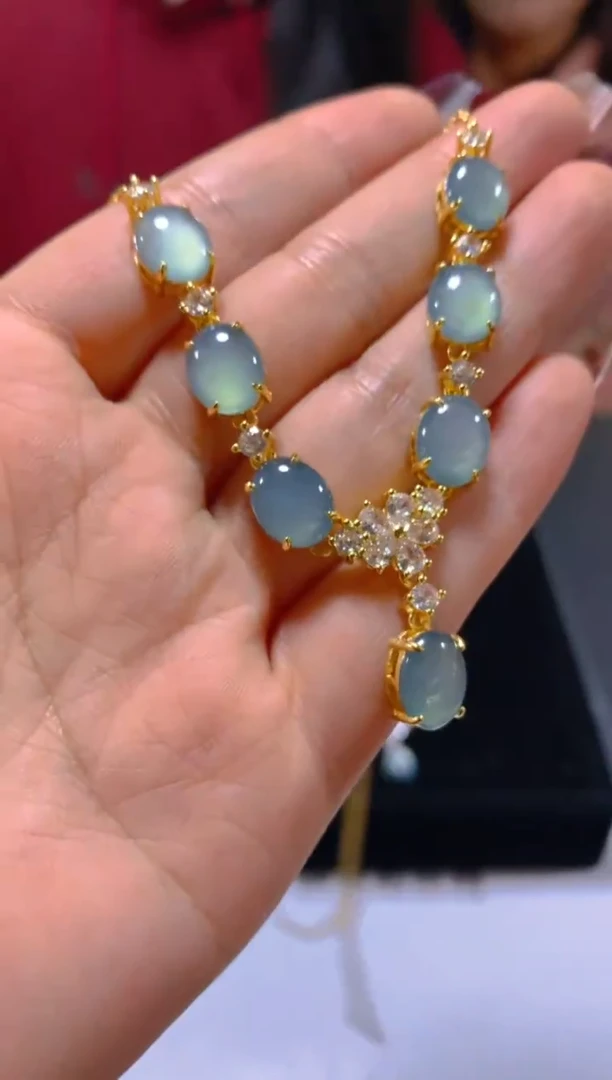 颈饰未镶嵌翡翠多样性发一