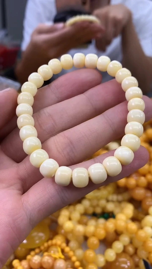 未镶嵌蜜蜡裸石手串