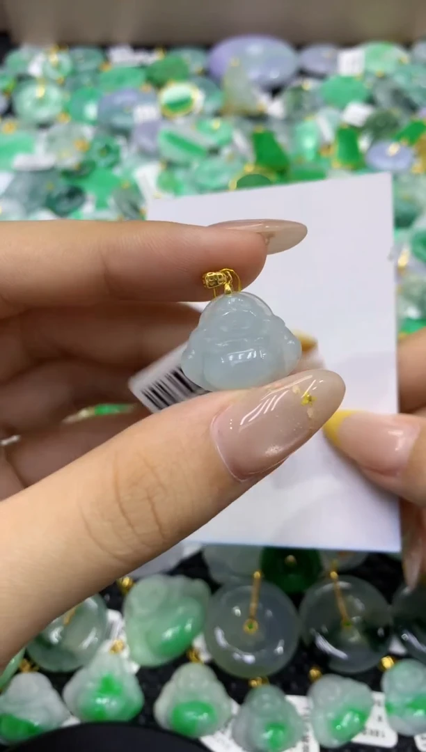 颈饰未镶嵌翡翠天然缅甸翡翠A货