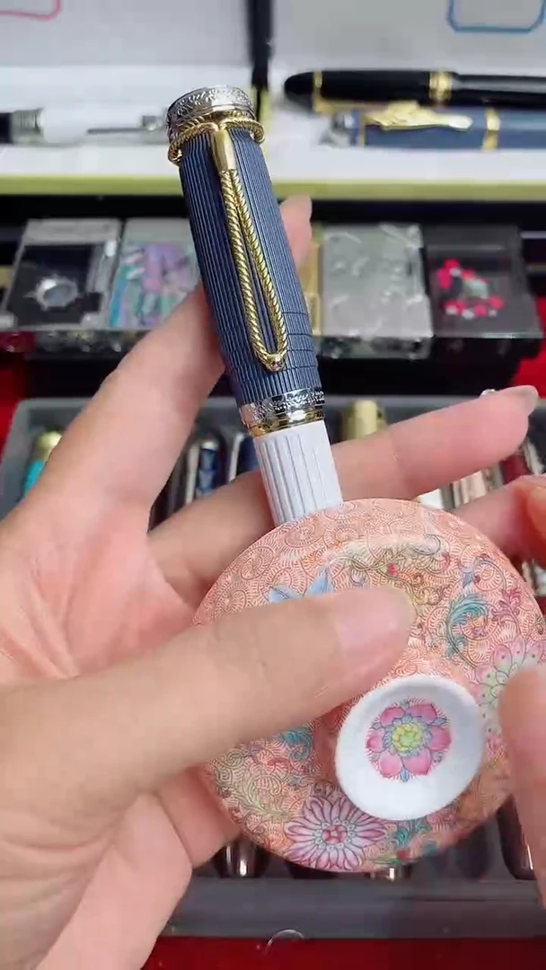瓷片据****子FGHJHDHDF66666