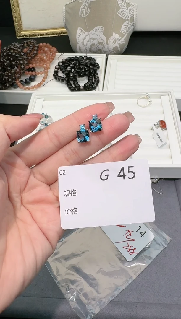 【闪购商品】非洲檀香耳饰多样性发一G45