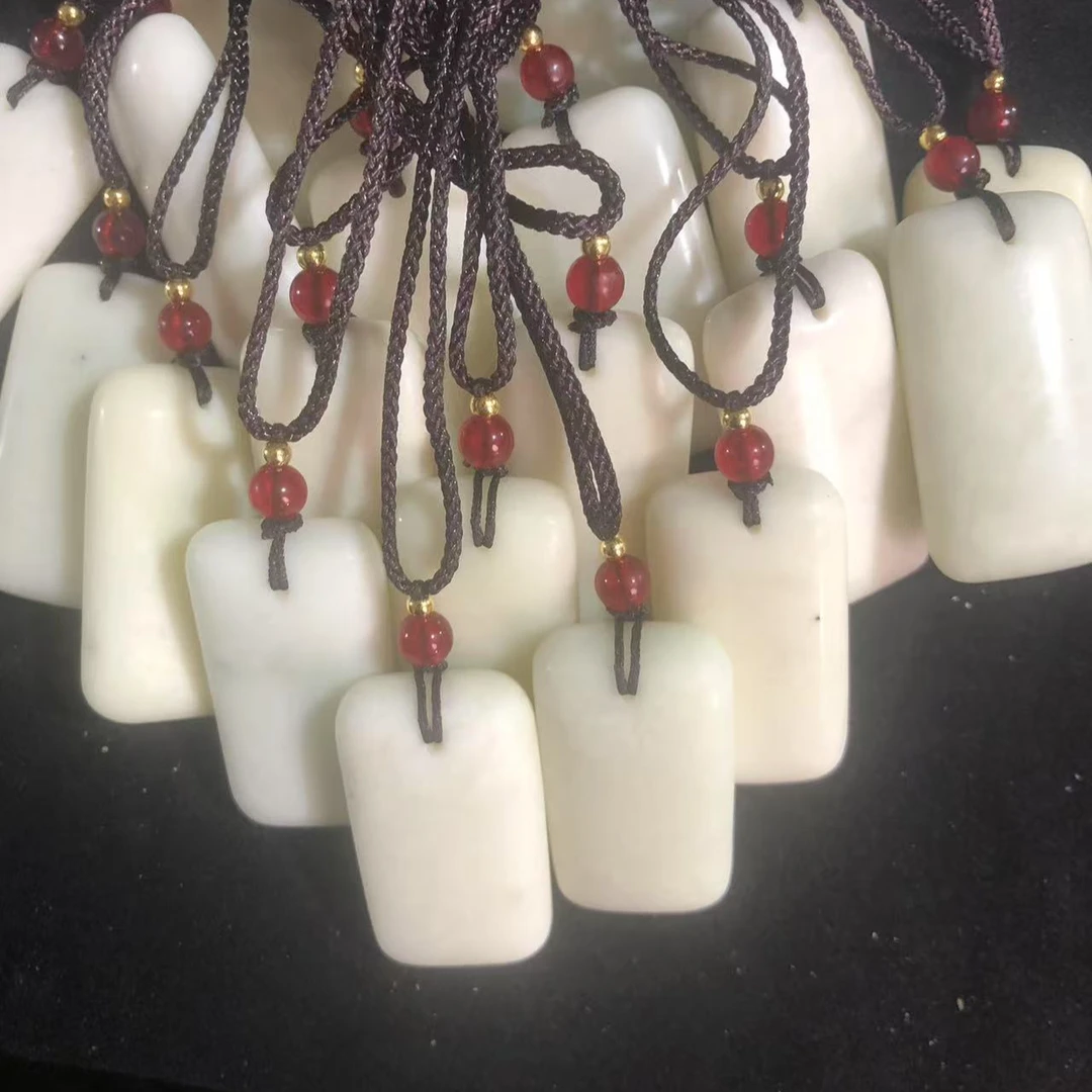 玉水阁天然玉无事牌多样性发一个