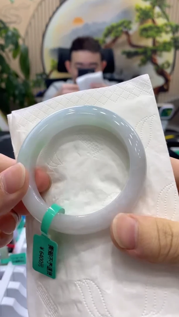 翡翠手镯未镶嵌0000000000005330