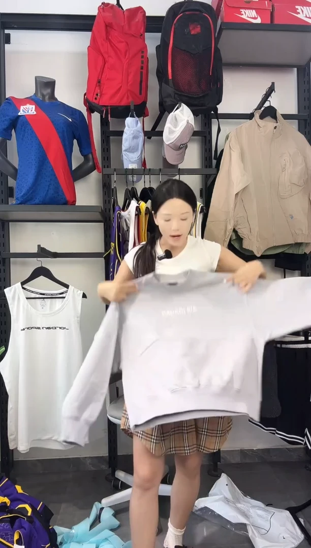 673编码 瑕疵款直播间过款为准 尺码
