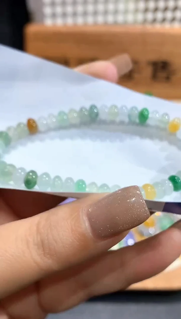 【闪购商品】翡翠手串未镶嵌团购