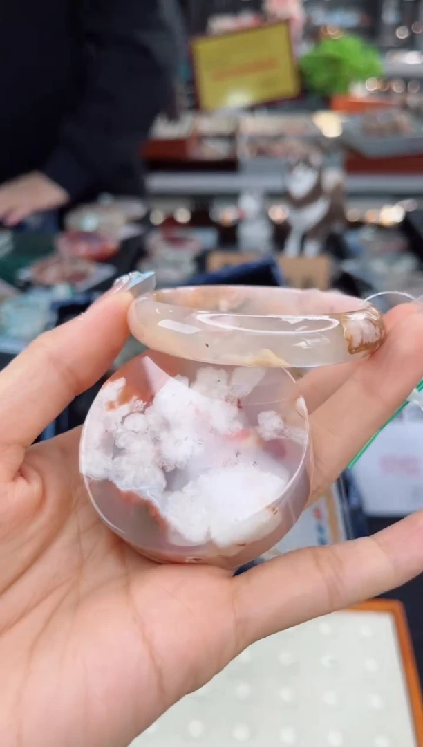 【闪购商品】石英质玉手镯未镶嵌52圈口（赠品镯心）1507285