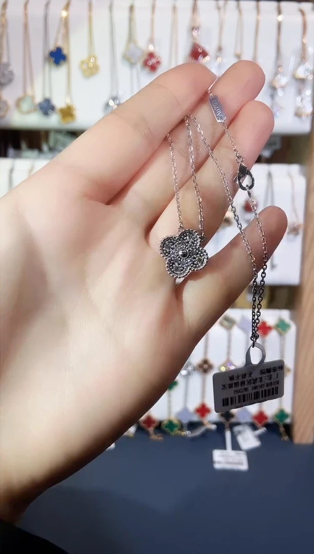 【闪购商品】钻石套链18K金镶嵌钻石k白