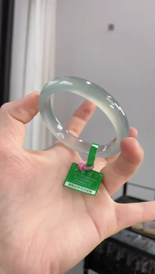 【闪购商品】玛瑙/玉髓手镯未镶嵌55圈