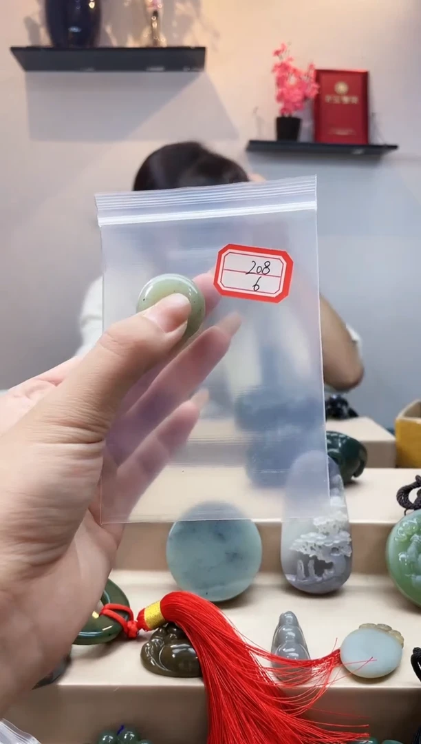 未镶嵌和田玉挂件1