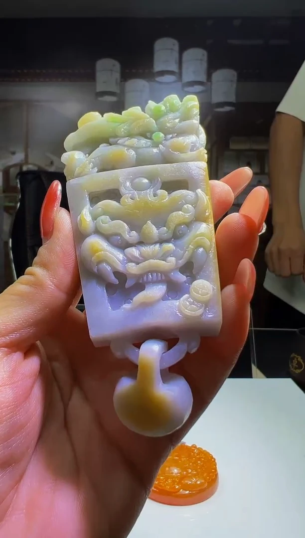 定制翡翠未镶嵌0651125429