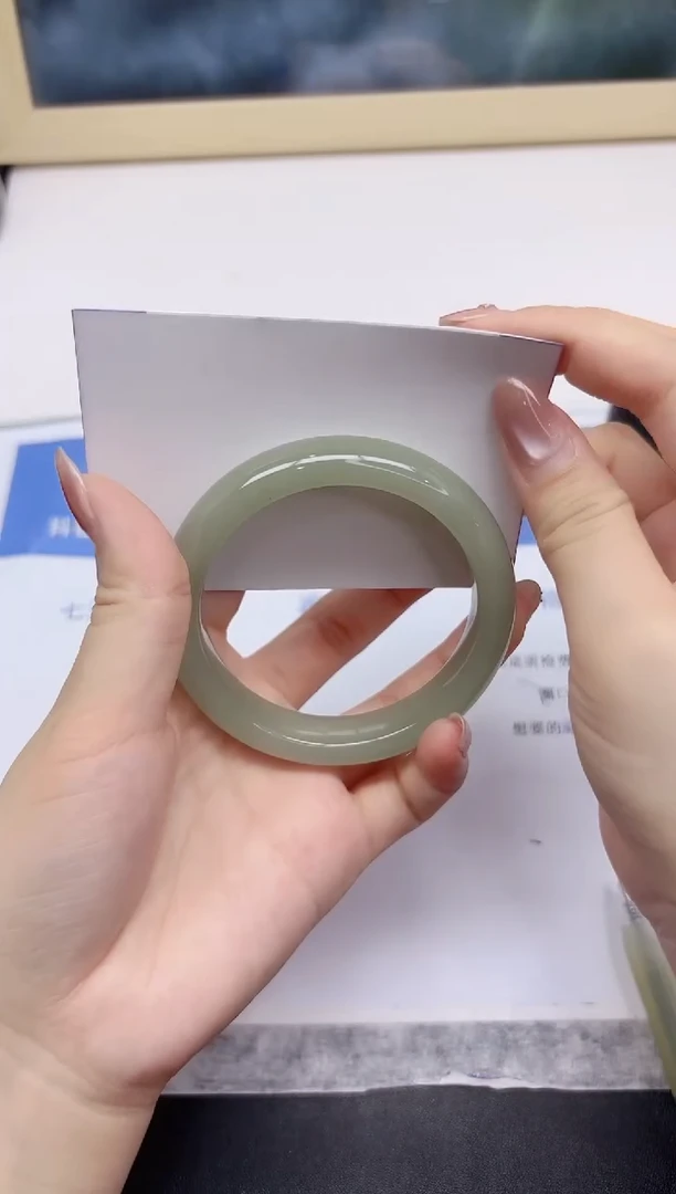 石英质玉手镯未镶嵌8-57.7