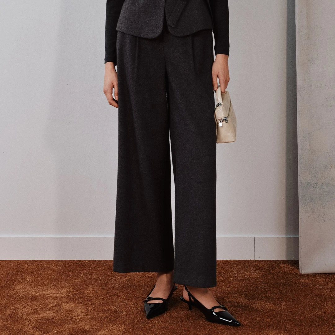 【明星同款】圣可尼气质简约休闲黑色复古宽松女士长裤S150309OG