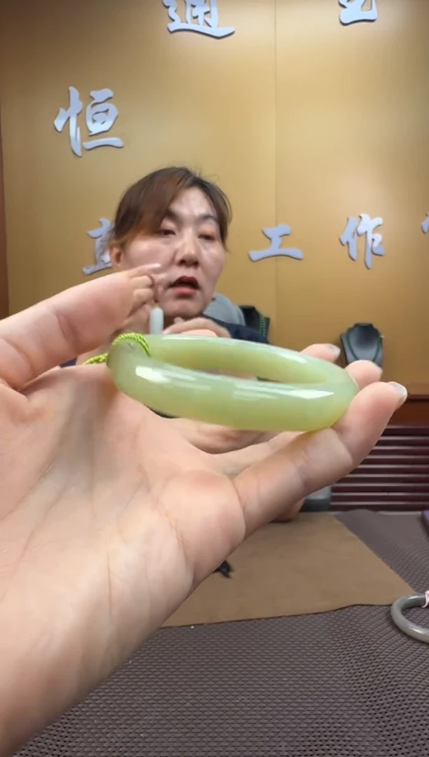 和田玉未镶嵌颈饰手镯59