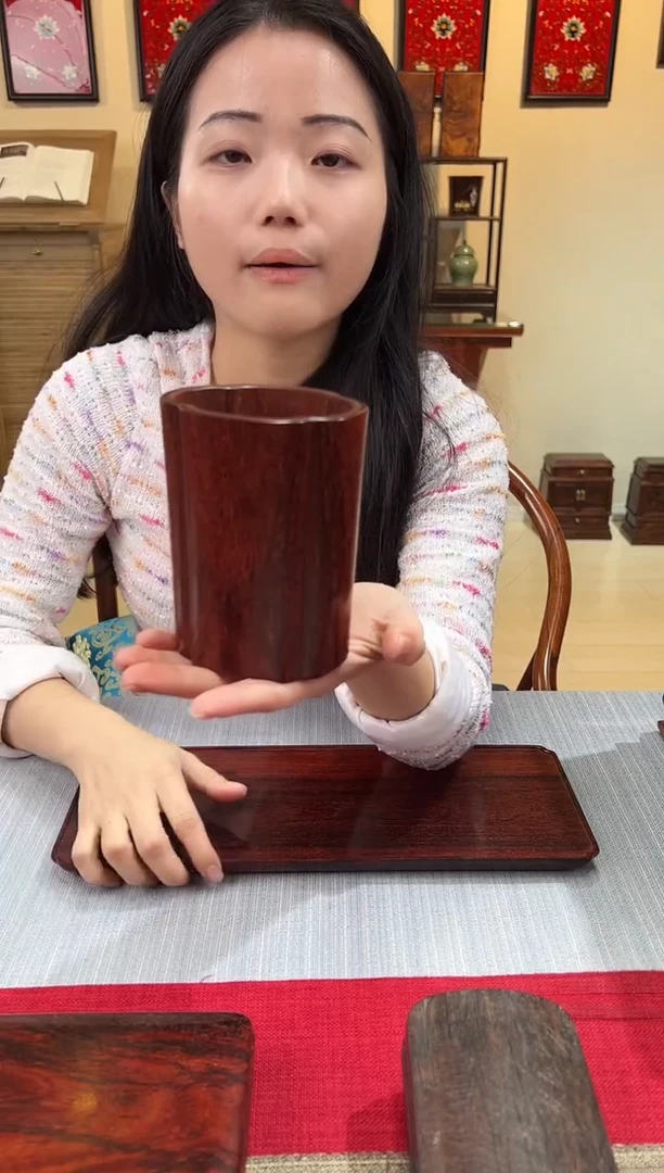 紫檀木类成套家具海棠口笔筒  一木挖  一物一拍