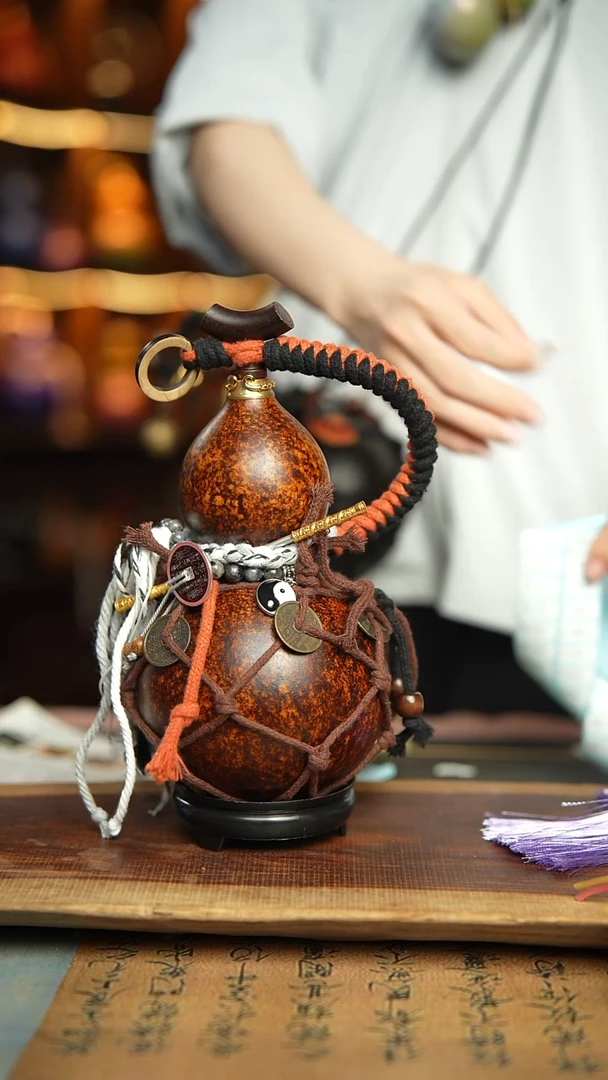 178号700ml左右非遗大漆酒葫芦