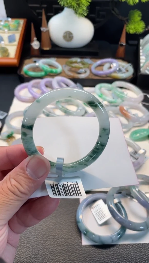 未镶嵌手镯翡翠123号 52圆条