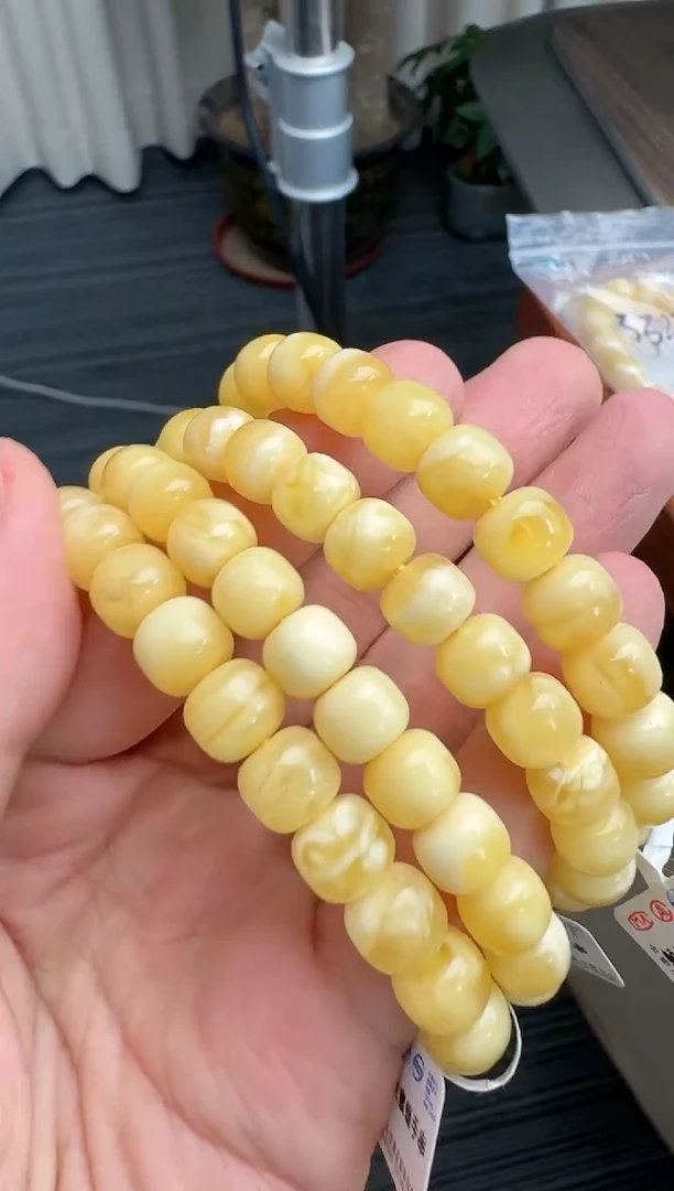 未镶嵌琥珀手串蜜蜡手串多样性发货发其一